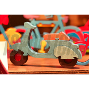 Puzzle "Vespa" in legno, l=200mm, h 122,0mm, 7 pezzi, fatto a mano in Italia