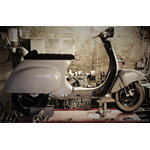 Fibreglass front mudguard for Vespa 50, Special, ET3 Primavera with Vespa PK front fork PLC Corse - '18 model