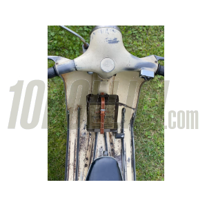 Oil can rack  Vespa Smallframe, Largeframe, Wideframe - untrated steel, legshield center