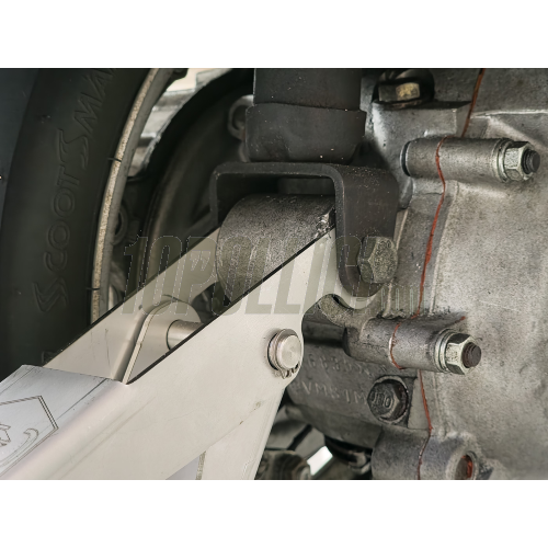 Cric alzaruota C&C per Vespa 125 GT, GTR, Super, TS, 150 GL, Sprint V, 160 GS, 180 SS, Rally, PX, MY, T5 