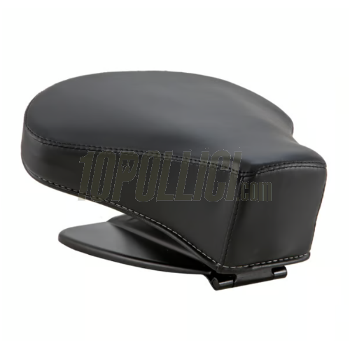 Single seat Vespa 50, front, without grab rail
