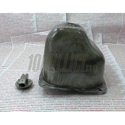 Serbatoio benzina Vespa 50 N prima serie, sportellino piccolo, V5A1T -> 92876/S V5SA1T -> 15324/90 V9A1T -> 22234